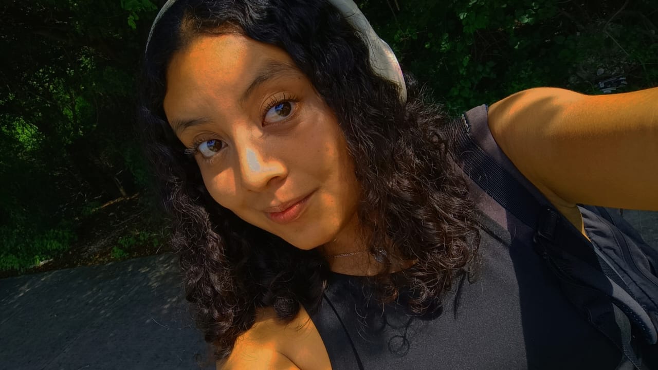 Alum. Raquel Nava Romero